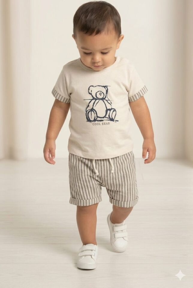 Cool Bear Ayıcık Baskılı Çizgili Şortlu Sevimli Takım